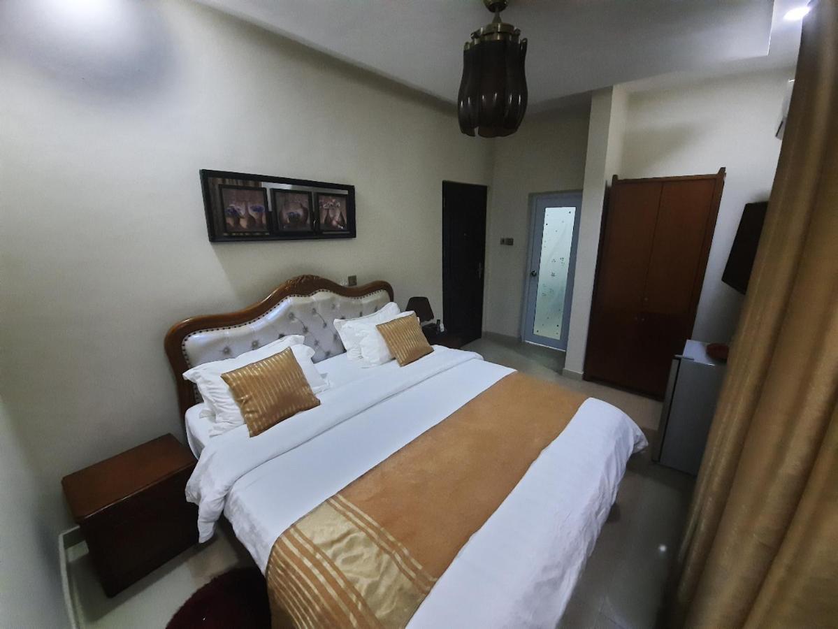 Afri-Royal Hotel Accra Kültér fotó